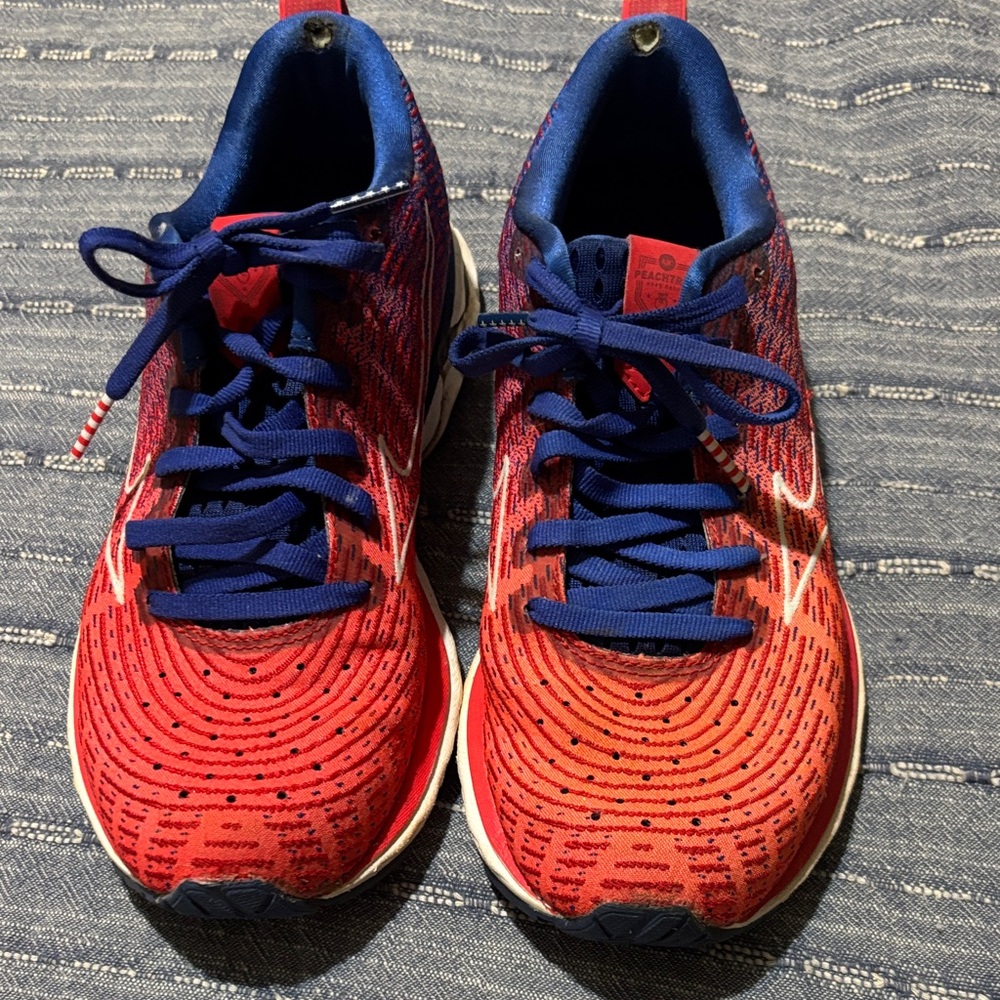 Women’s Mizuno Red and Blue Athletic Shoes - Picture 2 of 5